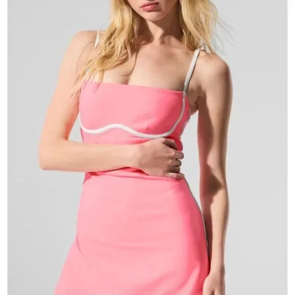 Alo Yoga Neon Bubblegum Pink Streamlined Airbrush Tennis Dress Sz Small NEW Alo Yoga Neon Bubblegum Pink Streamlined Airbrush Tennis Dress Sz Small NEW